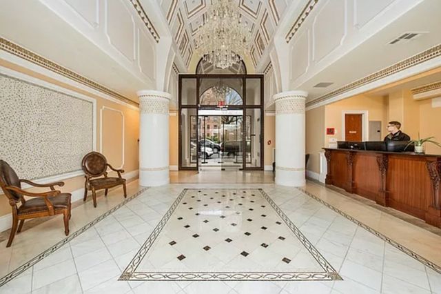 6336 99th St Apt 4F, New York City, NY 11374