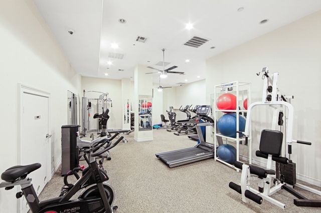 6336 99th St Apt 4F, New York City, NY 11374