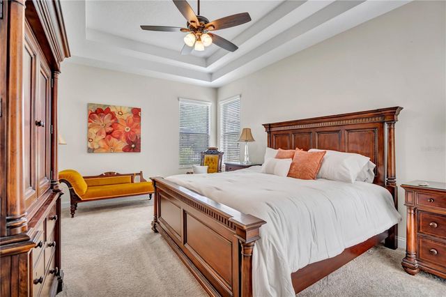 8013 HAMPTON GLEN DRIVE, Tampa, FL 33647