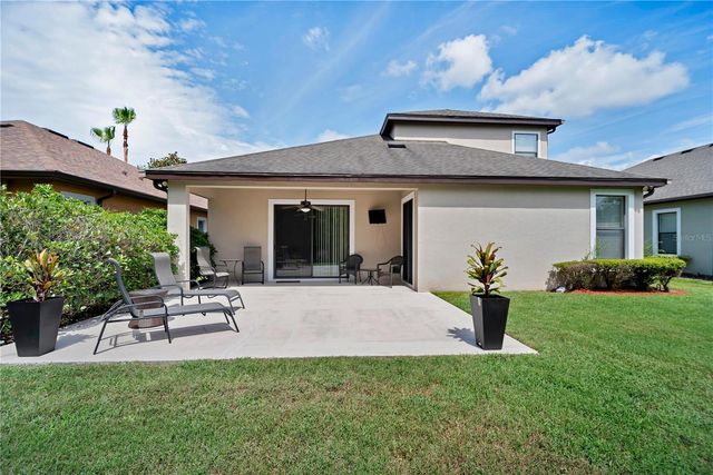 8013 HAMPTON GLEN DRIVE, Tampa, FL 33647