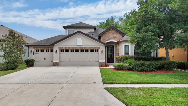 8013 HAMPTON GLEN DRIVE, Tampa, FL 33647