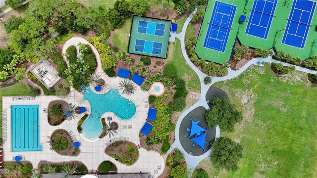 8013 HAMPTON GLEN DRIVE, Tampa, FL 33647
