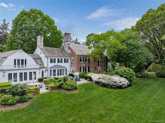 52 Piping Rock Road, Locust Valley, NY 11560