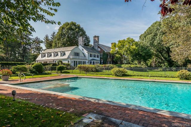 52 Piping Rock Road, Locust Valley, NY 11560