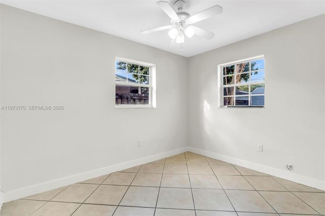 1130 N 70th Ave, Hollywood, FL 33024