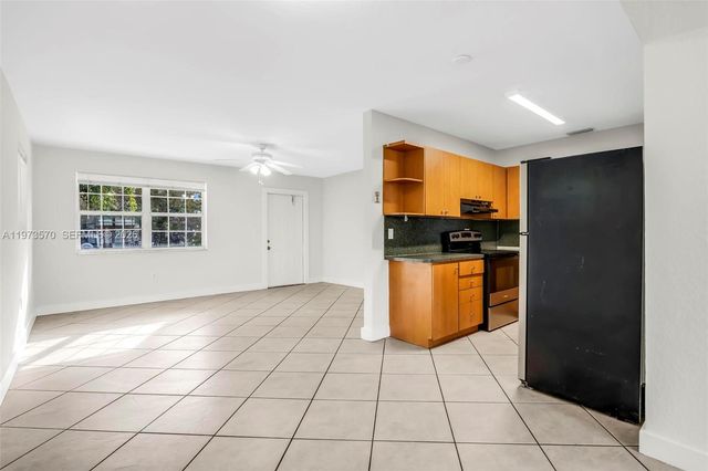 1130 N 70th Ave, Hollywood, FL 33024