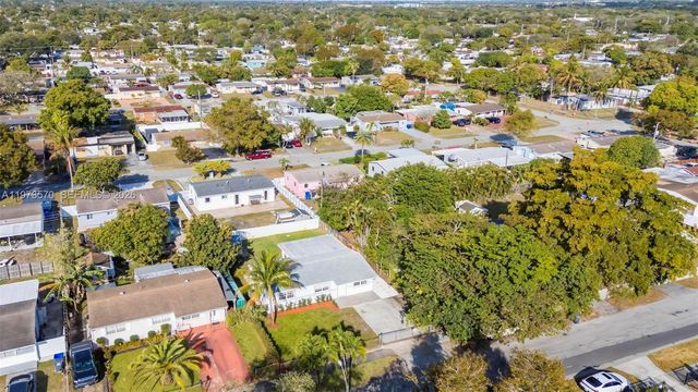 1130 N 70th Ave, Hollywood, FL 33024