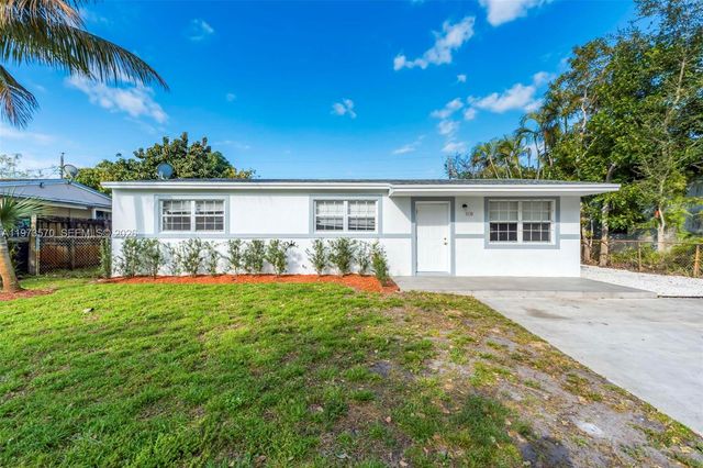 1130 N 70th Ave, Hollywood, FL 33024