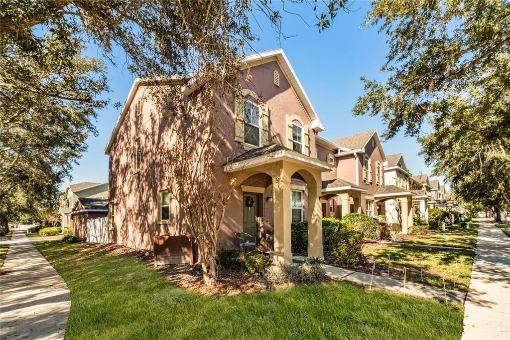 Image 2 of property listing at 7482 BENTONSHIRE AVENUE, Windermere, FL 34786