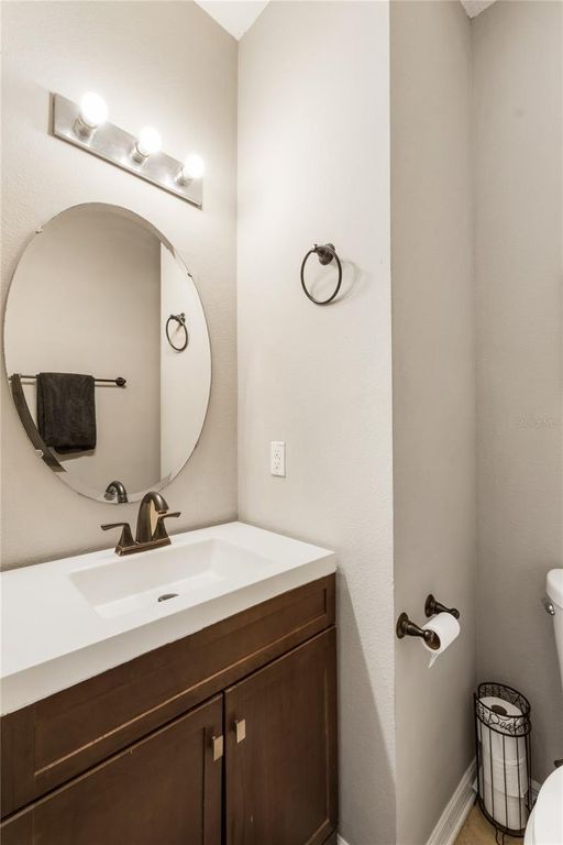 Image 11 of property listing at 7482 BENTONSHIRE AVENUE, Windermere, FL 34786