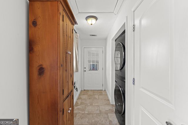 27067 Highway 85, Senoia, GA 30276