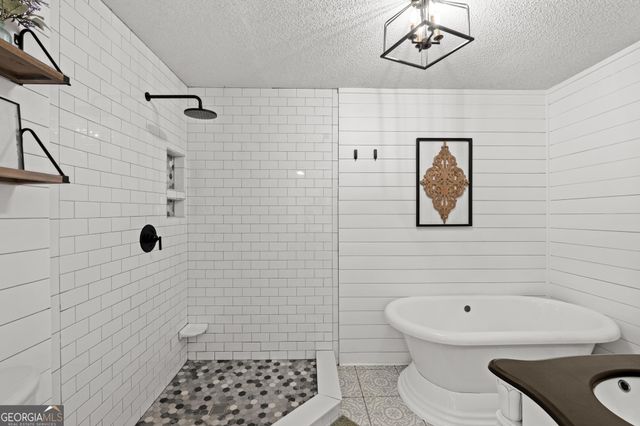 27067 Highway 85, Senoia, GA 30276