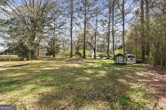 27067 Highway 85, Senoia, GA 30276