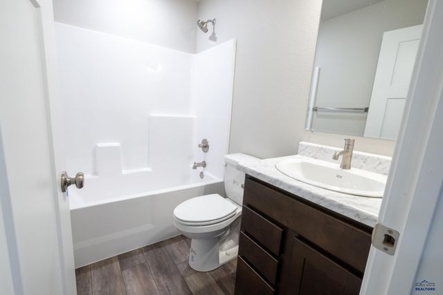 461 HENRY POTTER RD, Box Elder, SD 57719