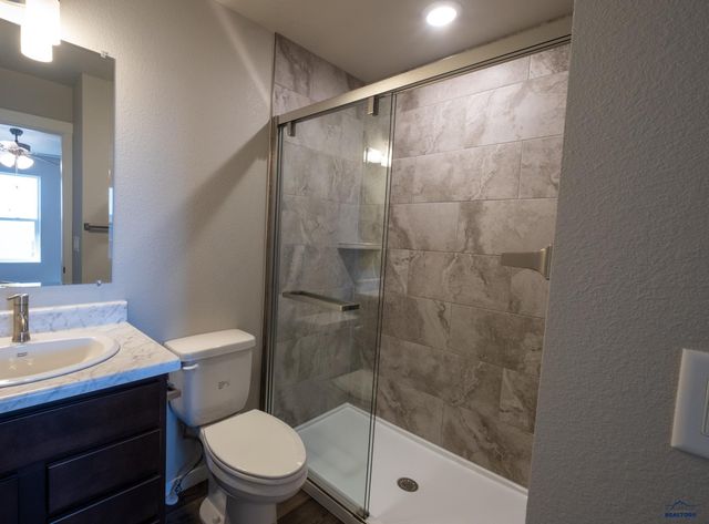 461 HENRY POTTER RD, Box Elder, SD 57719