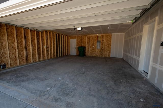 461 HENRY POTTER RD, Box Elder, SD 57719