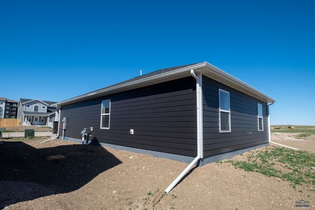 461 HENRY POTTER RD, Box Elder, SD 57719
