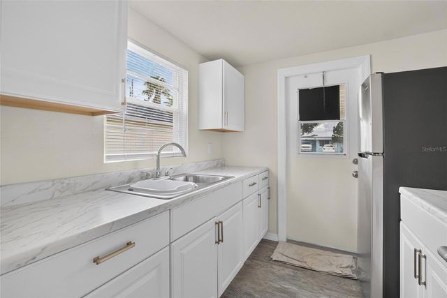 4706 S 87TH STREET, Tampa, FL 33619