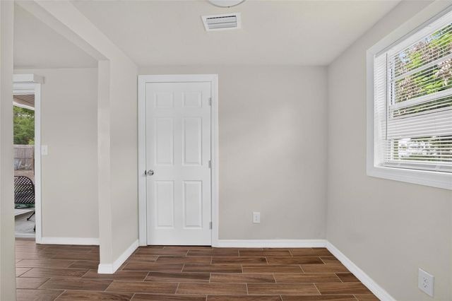 4706 S 87TH STREET, Tampa, FL 33619