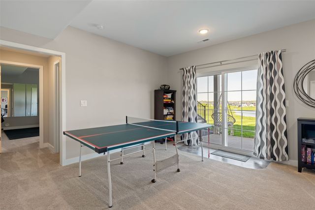 1350 E Tartan Drive, North Liberty, IA 52317