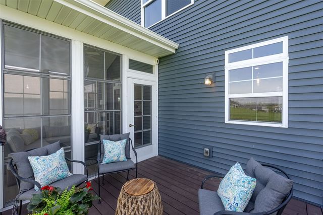 1350 E Tartan Drive, North Liberty, IA 52317