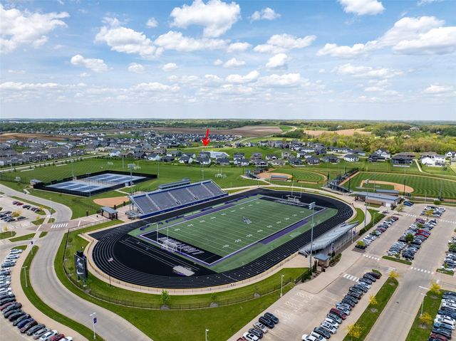 1350 E Tartan Drive, North Liberty, IA 52317