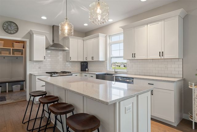 1350 E Tartan Drive, North Liberty, IA 52317