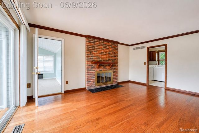 22718 Chestnut Tree, Novi, MI 48375