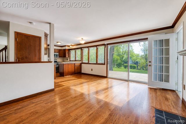 22718 Chestnut Tree, Novi, MI 48375