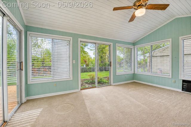 22718 Chestnut Tree, Novi, MI 48375