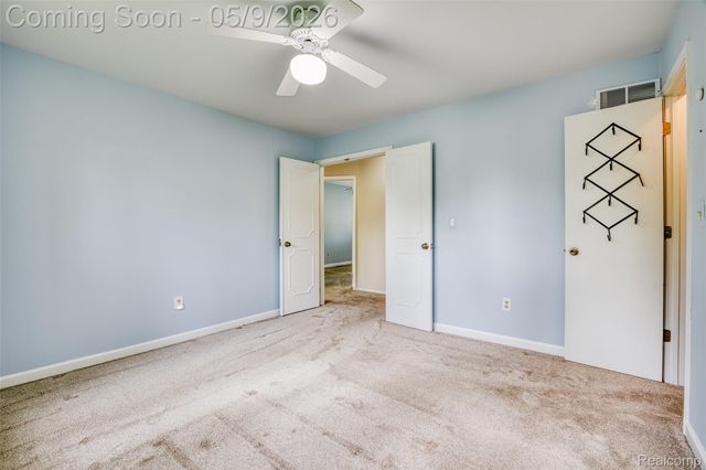 22718 Chestnut Tree, Novi, MI 48375