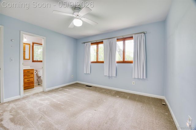 22718 Chestnut Tree, Novi, MI 48375