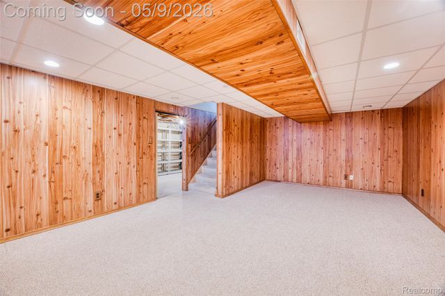 22718 Chestnut Tree, Novi, MI 48375