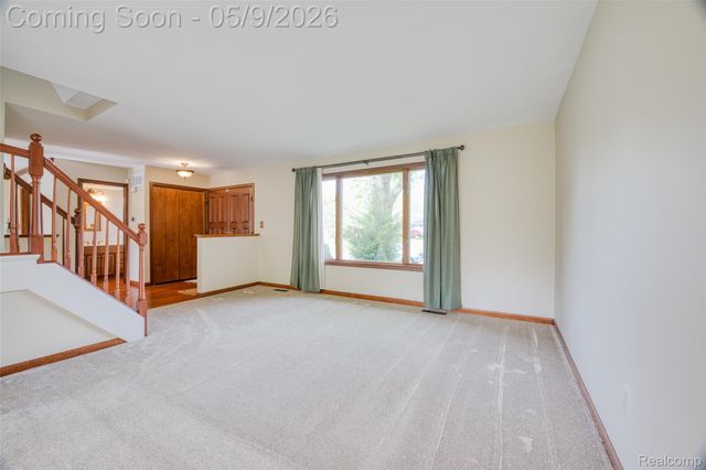22718 Chestnut Tree, Novi, MI 48375