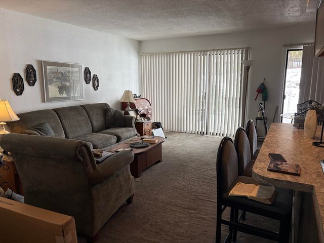 750 Shaker Drive 801, Lexington, KY 40504