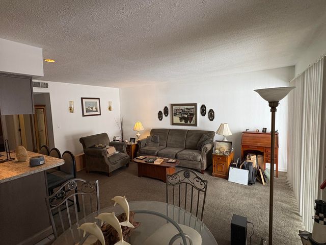 750 Shaker Drive 801, Lexington, KY 40504