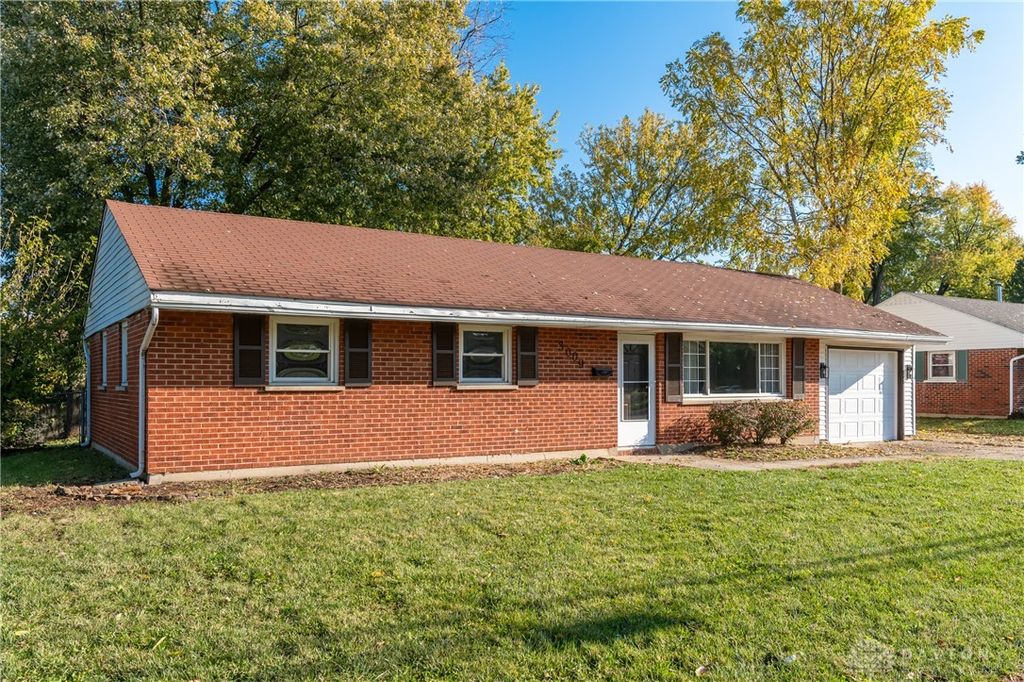 3009 E Dorothy Lane, Dayton, OH 45420