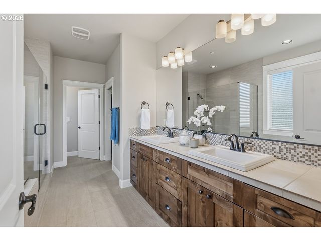 16605 Sw OREGON JADE Ct, Beaverton, OR 97007