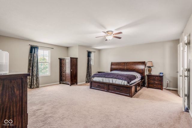 2071 Creek Bank Drive, Columbus, IN 47201