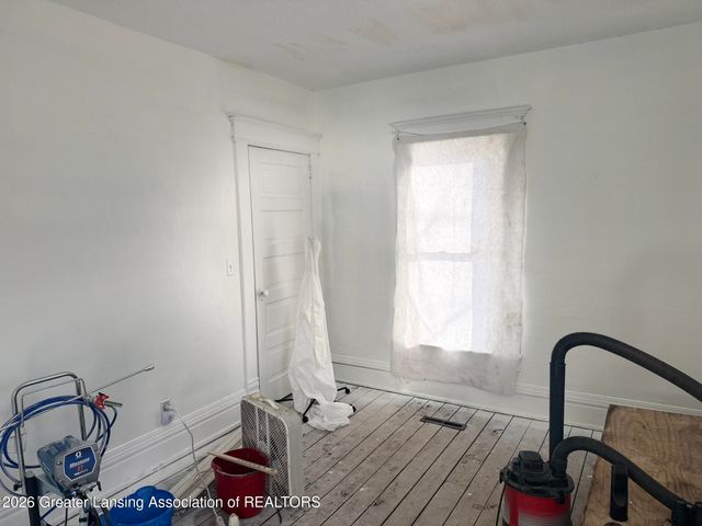 1674 E Clinton Trail, Charlotte, MI 48813