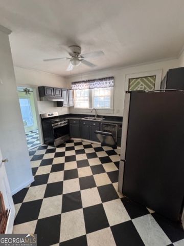111 Edwards Street, Elberton, GA 30635