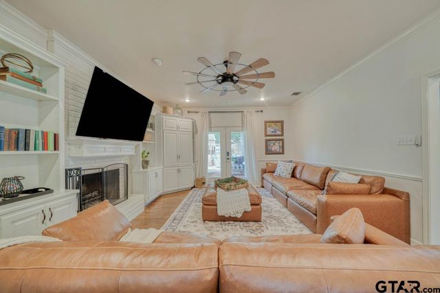 113 Oak Isle Dr., Longview, TX 75605