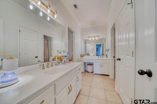113 Oak Isle Dr., Longview, TX 75605