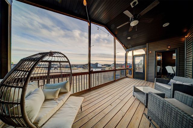 1804 Green Oak Pass, Tiffin, IA 52340