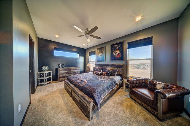 1804 Green Oak Pass, Tiffin, IA 52340