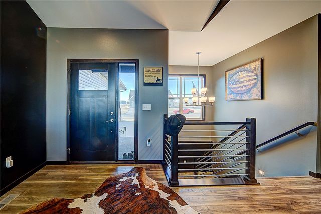 1804 Green Oak Pass, Tiffin, IA 52340