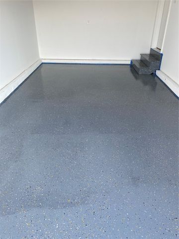 1804 Green Oak Pass, Tiffin, IA 52340