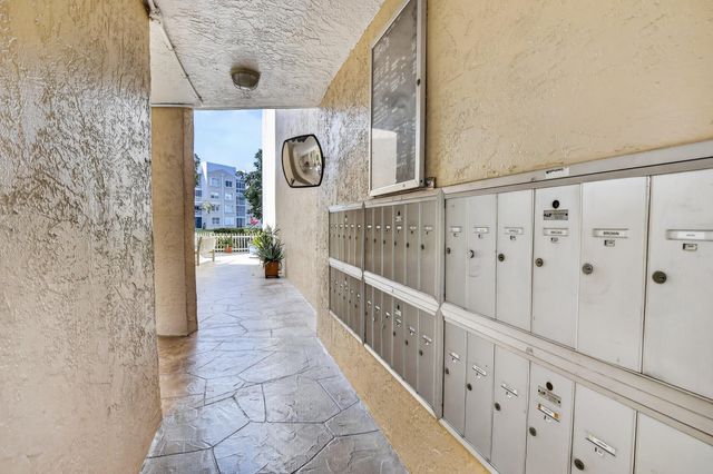 10111 NW 24th Place 105, Sunrise, FL 33322