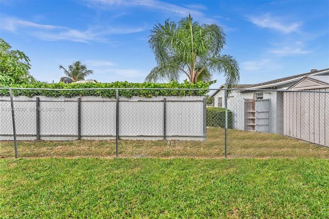 15012 SW 113th Court, Miami, FL 33176