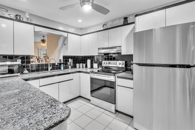 15012 SW 113th Court, Miami, FL 33176